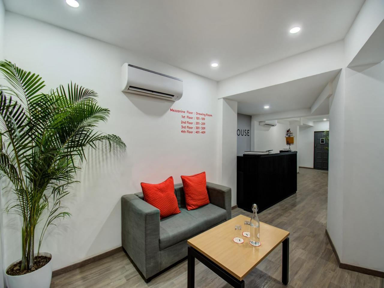 Oyo Townhouse 66 Nagpur Station Ca Road Exterior foto